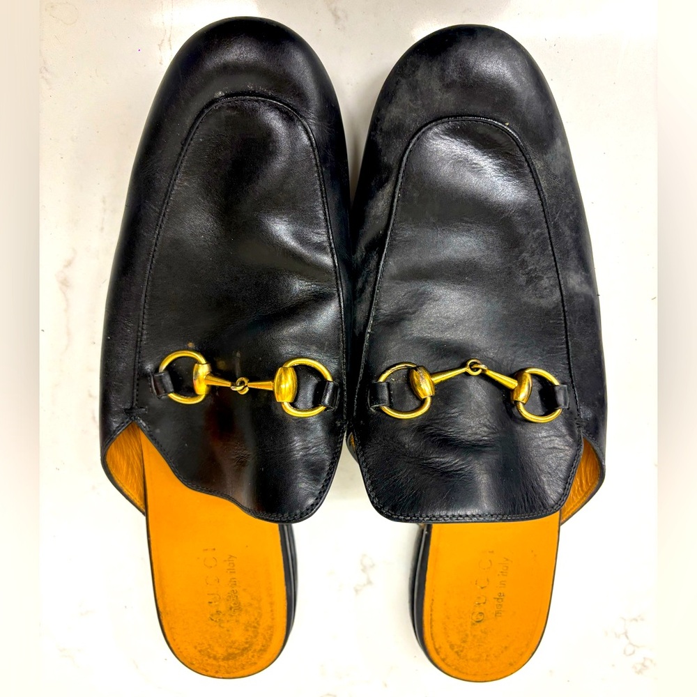 Gucci Black Leather Loafers with Gold Horsebit